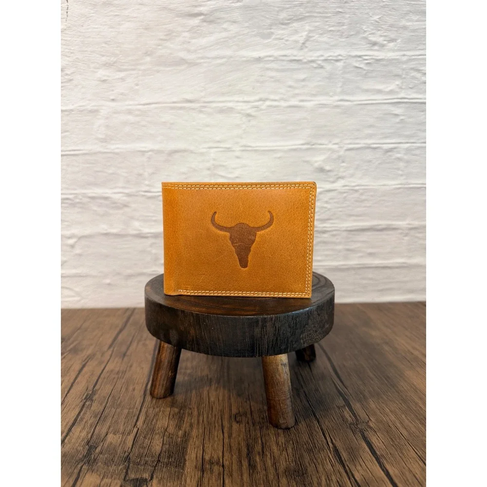 American Bison Mens Tan Leather Bifold Wallet with Wooden Gift Box Skull Logo